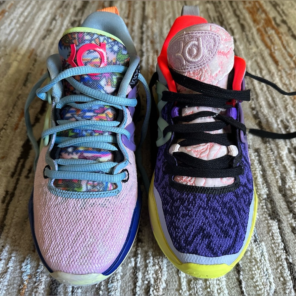 Nike KD 15 "What The" Kevin Durant
NWT
Basketball . Size 4.5